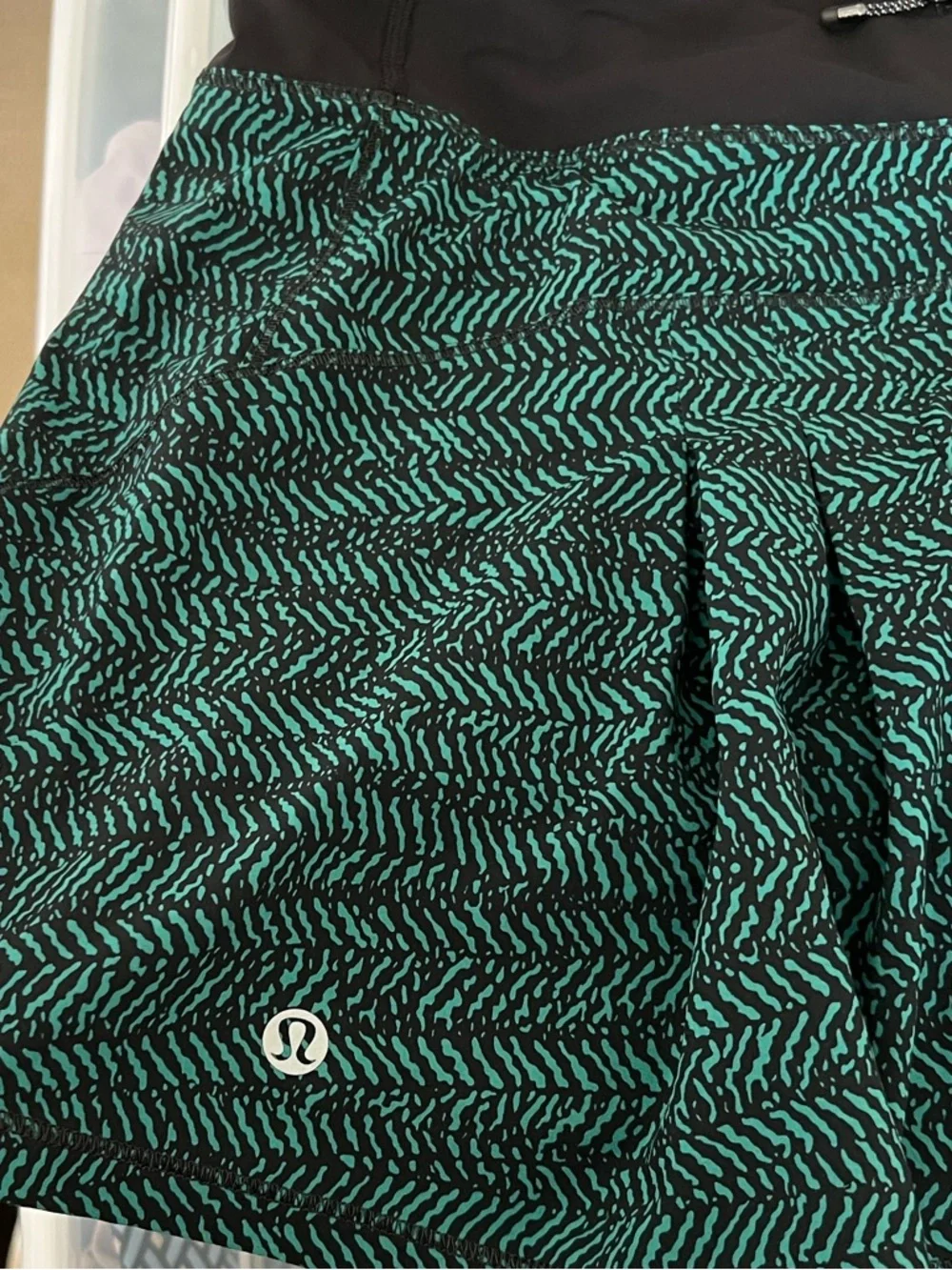 Lululemon Circuit Breaker Skirt NWOT - Picture 6 of 8